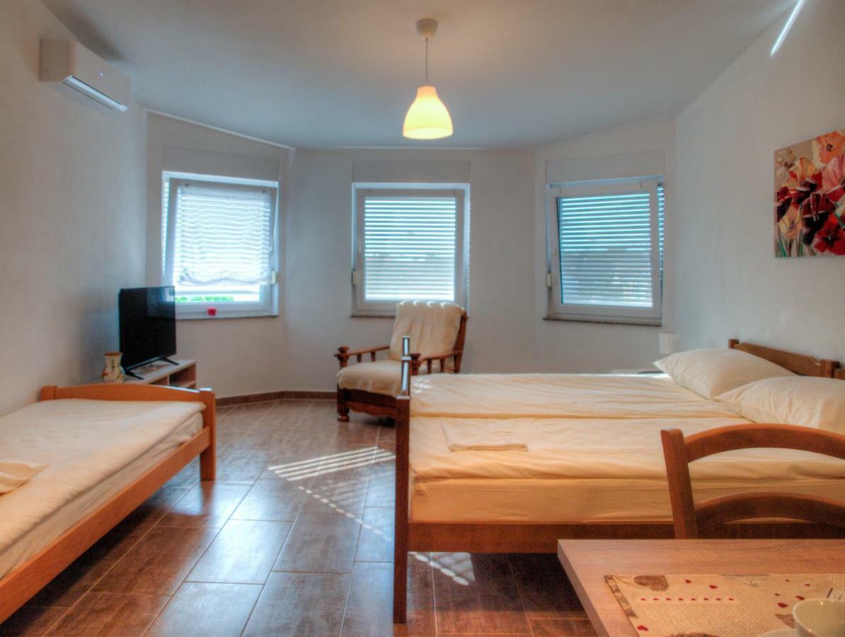 Apartmani Matko Zara Esterno foto
