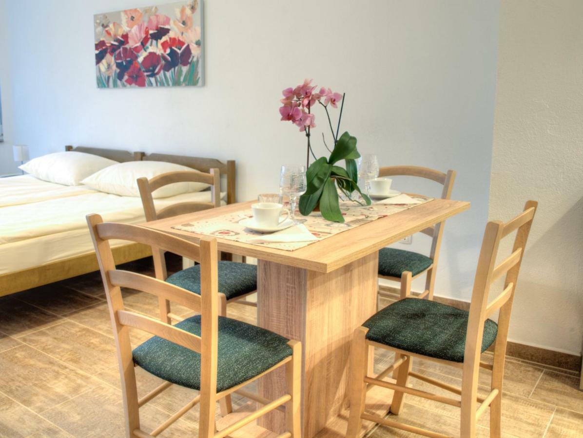 Apartmani Matko Zara Esterno foto