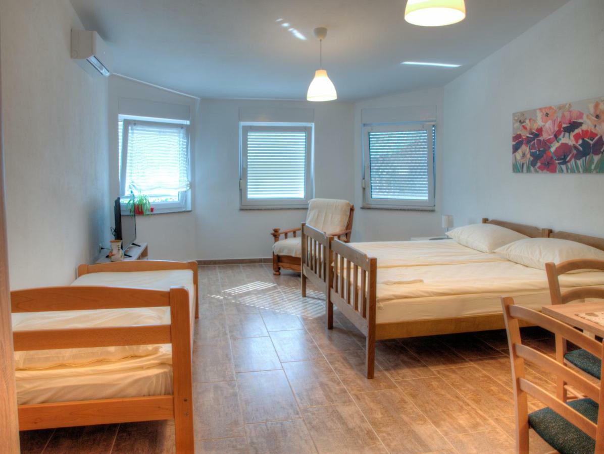 Apartmani Matko Zara Esterno foto