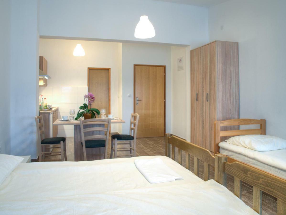 Apartmani Matko Zara Esterno foto