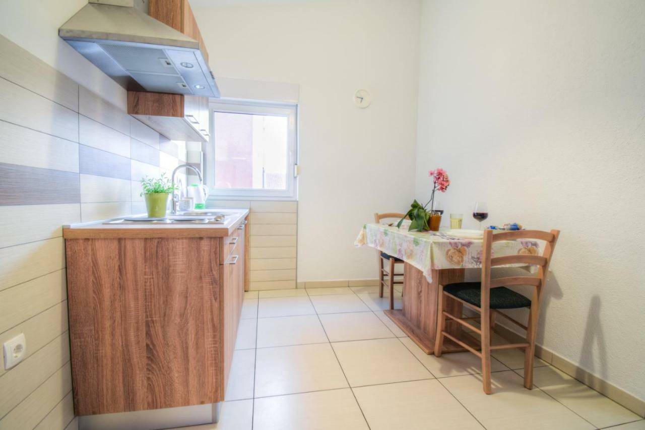 Apartmani Matko Zara Esterno foto