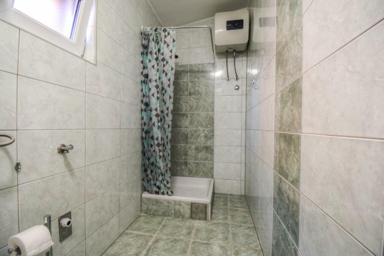 Apartmani Matko Zara Esterno foto
